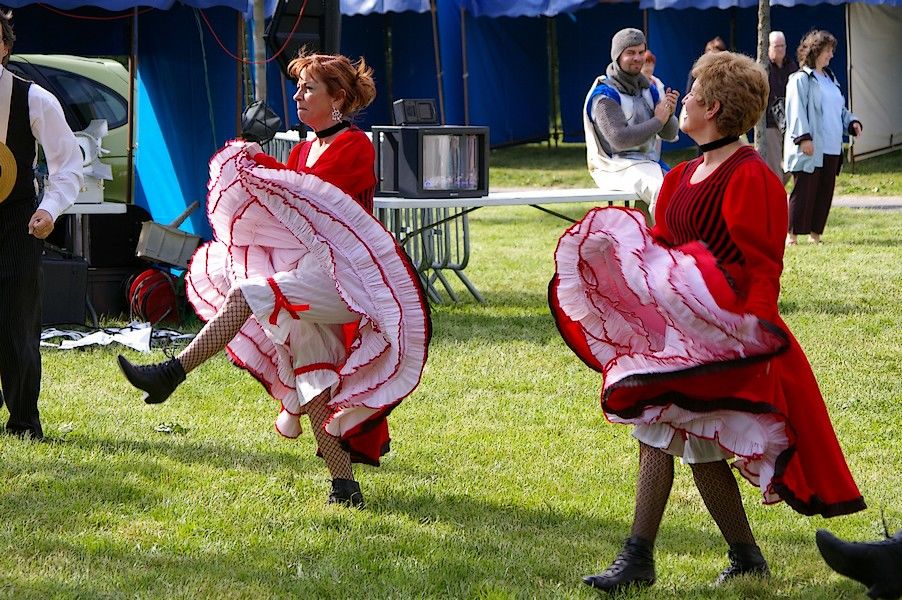 French Cancan: les 20 ans du lac en fete 297